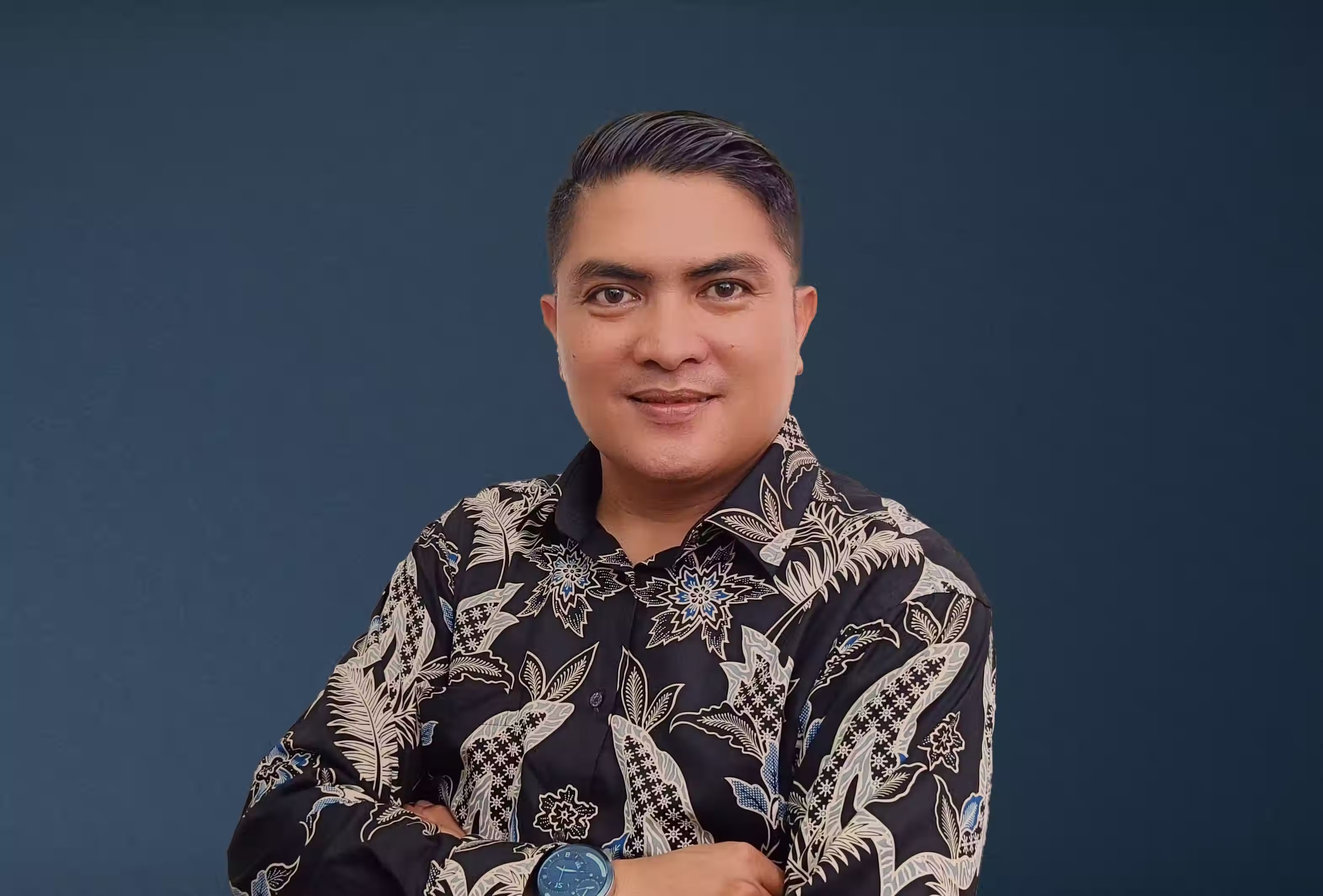 Robet Candra T, S.Kom, S.H., C.T.T.